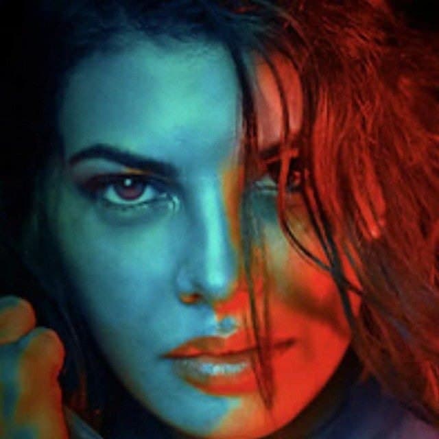 Title : MRS SERIAL KILLER